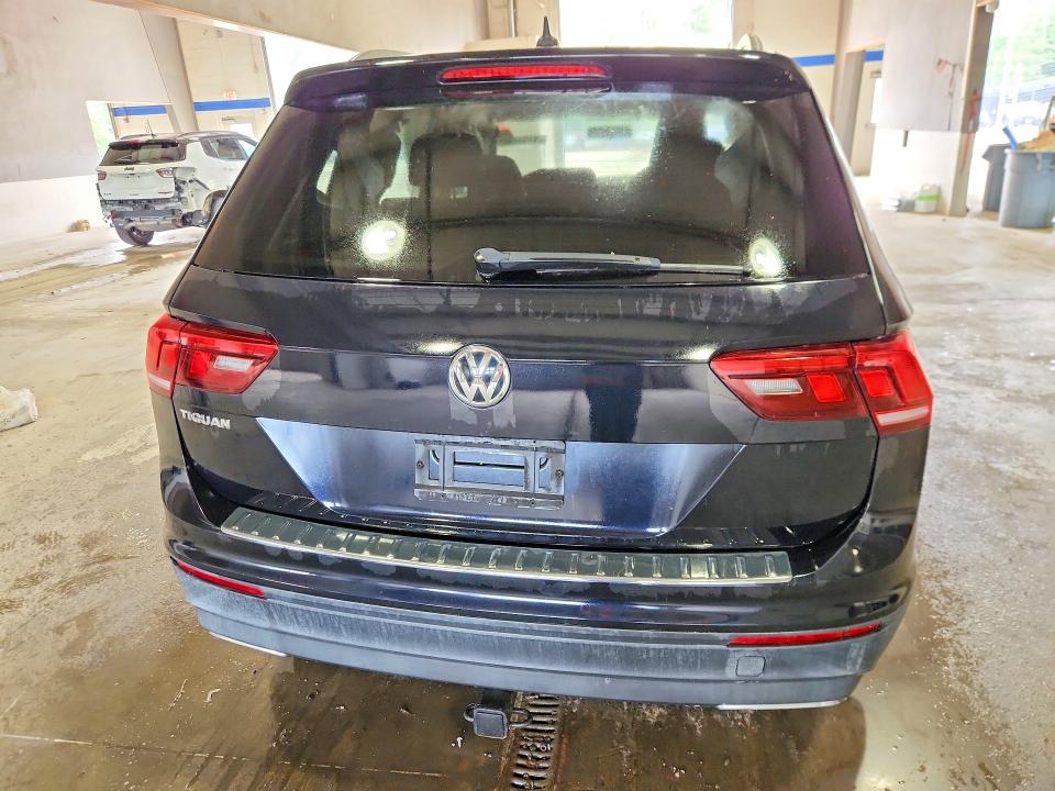 Продаж на аукціоні авто 2021 Volkswagen Tiguan, vin: 3VV1B7AXXMM121562, номер лоту: 61945346