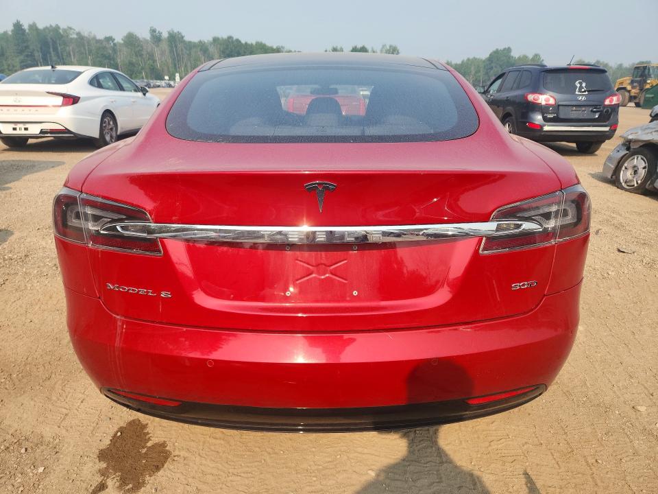 60983876 :رقم المزاد ، 5YJSA1E29GF152795 vin ، 2016 Tesla Model S مزاد بيع