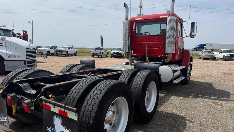 Продажа на аукционе авто 2002 Mack 600, vin: 1M2AA18Y12W146890, номер лота: 61598436
