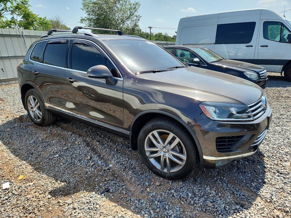 Продажа на аукционе авто 2016 Volkswagen Touareg, vin: WVGEF9BP2GD002558, номер лота: 59166836