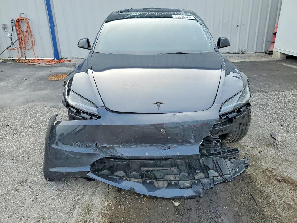 62805626 :رقم المزاد ، 5YJ3E1EA0SF985474 vin ، 2025 Tesla Model 3 مزاد بيع