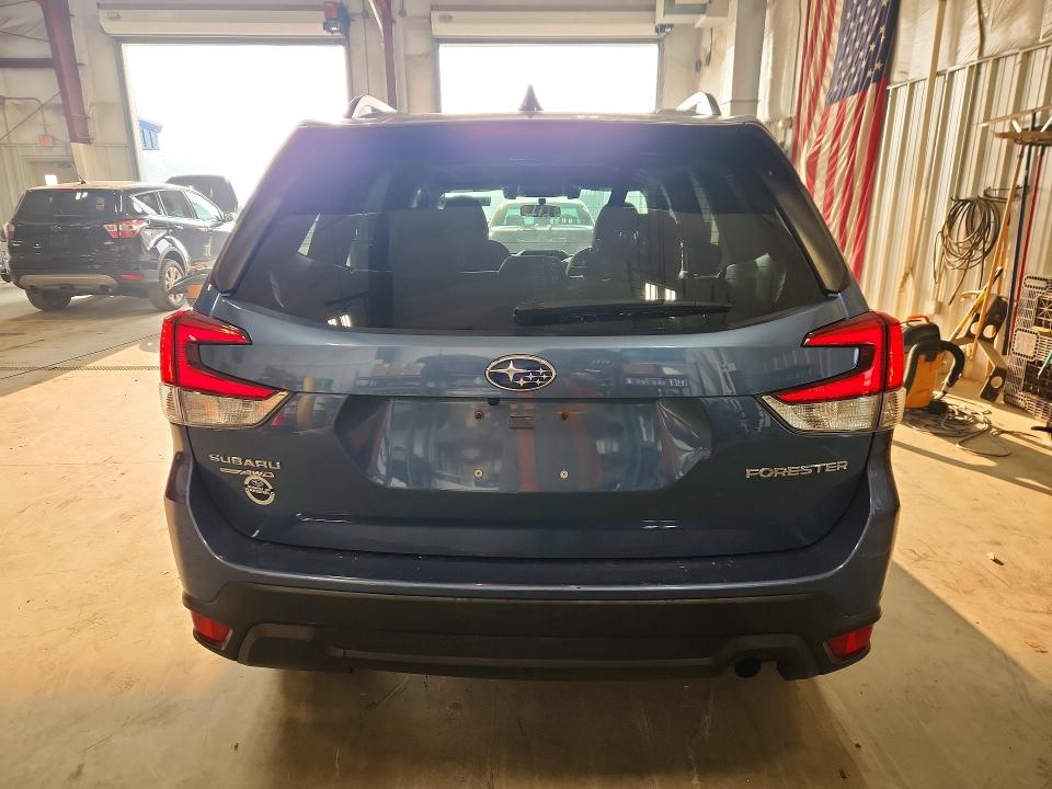 61580906 :رقم المزاد ، JF2SKAEC8KH545901 vin ، 2019 Subaru Forester مزاد بيع