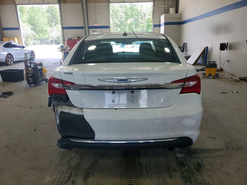 2012 Chrysler 200 მანქანა იყიდება აუქციონზე, vin: 1C3CCBAB9CN145632, აუქციონის ნომერი: 62103456