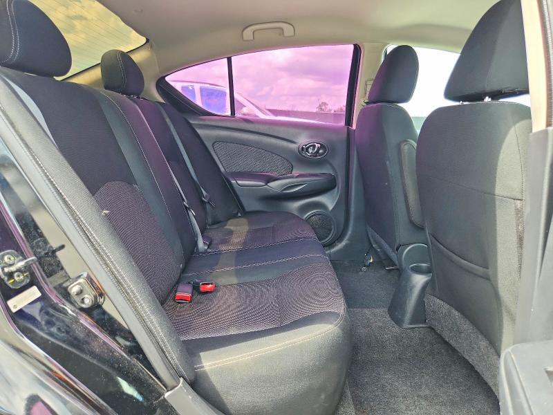 61988036 :رقم المزاد ، 3N1CN7AP5FL887984 vin ، 2015 Nissan Versa مزاد بيع