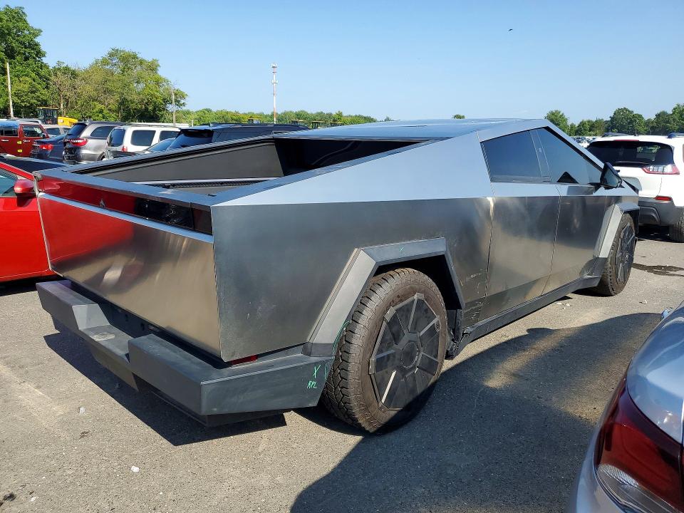 58383016 :رقم المزاد ، 7G2CEHED7RA012292 vin ، 2024 Tesla Cybertruck مزاد بيع
