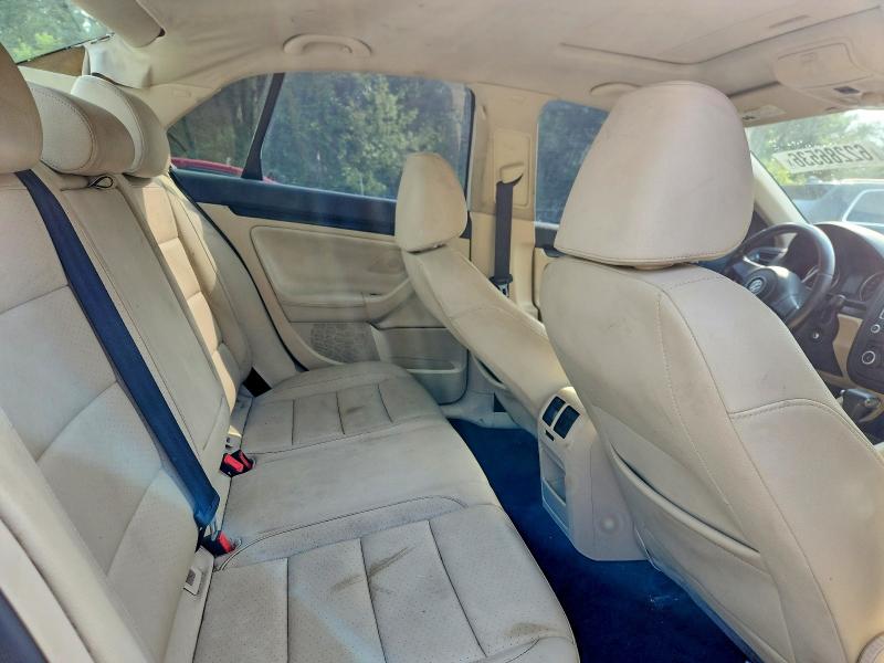 Продажа на аукционе авто 2010 Volkswagen Jetta, vin: 3VWRX7AJ1AM054602, номер лота: 62286536
