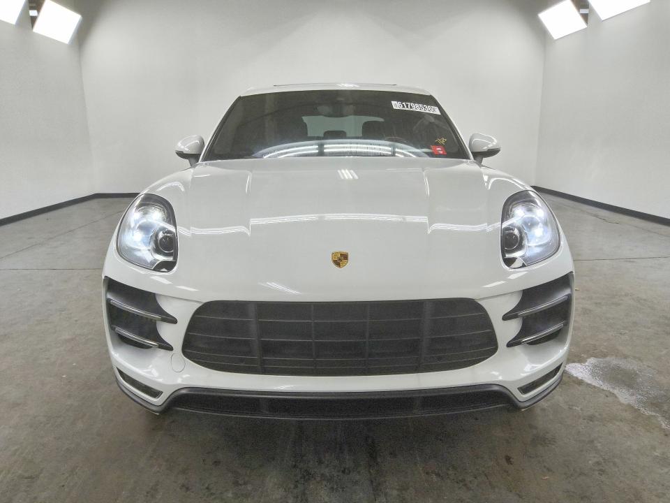 61798536 :رقم المزاد ، WP1AF2A5XFLB96799 vin ، 2015 Porsche Macan مزاد بيع