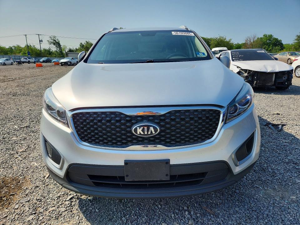 2018 Kia Sorento მანქანა იყიდება აუქციონზე, vin: 5XYPGDA54JG374103, აუქციონის ნომერი: 56195686