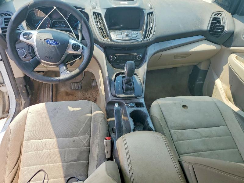 2015 Ford Escape მანქანა იყიდება აუქციონზე, vin: 1FMCU0GX8FUC81787, აუქციონის ნომერი: 62253946