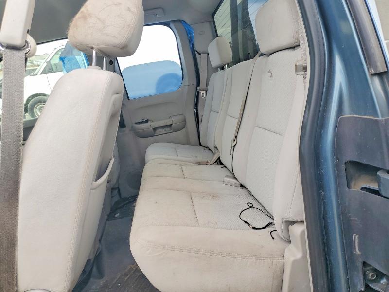 59852076 :رقم المزاد ، 1GTHK29K37E582461 vin ، 2007 Gmc Sierra مزاد بيع