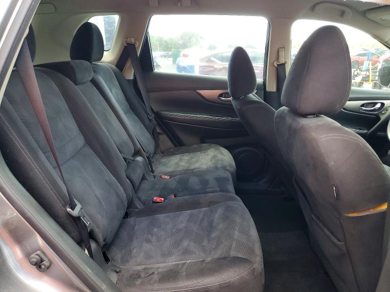 60401306 :رقم المزاد ، KNMAT2MT7FP501852 vin ، 2015 Nissan Rogue مزاد بيع