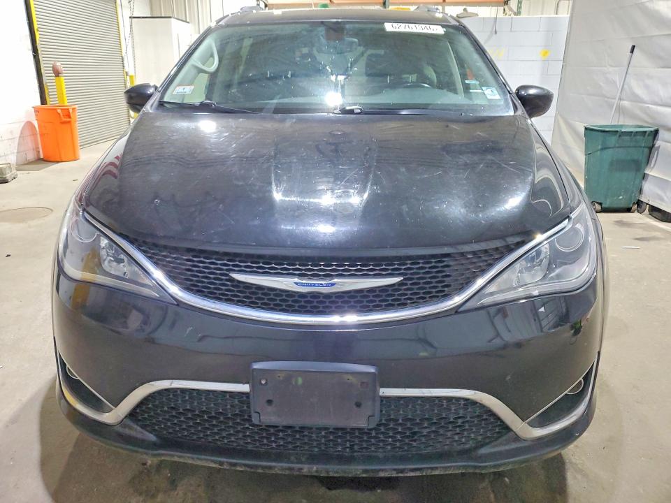 Продажа на аукционе авто 2018 Chrysler Pacifica, vin: 2C4RC1BG8JR175330, номер лота: 62761346