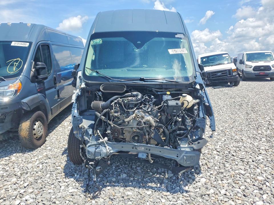 2022 Ford Transit მანქანა იყიდება აუქციონზე, vin: 1FTBR3X82NKA13825, აუქციონის ნომერი: 55708926