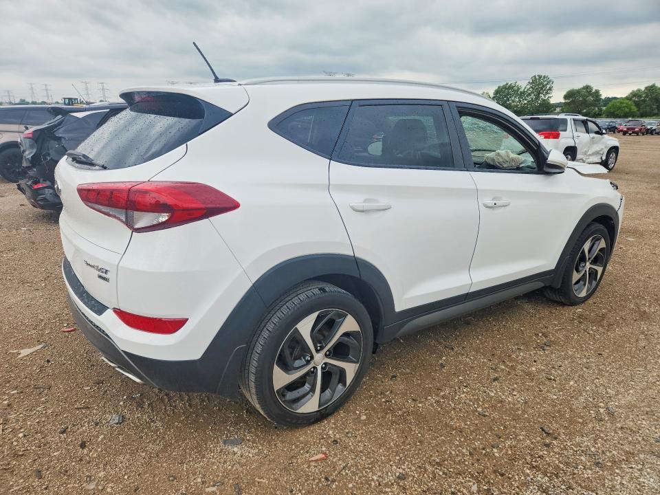 2016 Hyundai Tucson მანქანა იყიდება აუქციონზე, vin: KM8J3CA28GU221003, აუქციონის ნომერი: 62079216