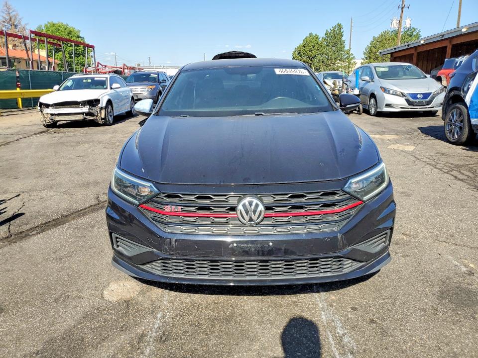 60869076 :رقم المزاد ، 3VW6T7BU9KM147179 vin ، 2019 Volkswagen Jetta مزاد بيع