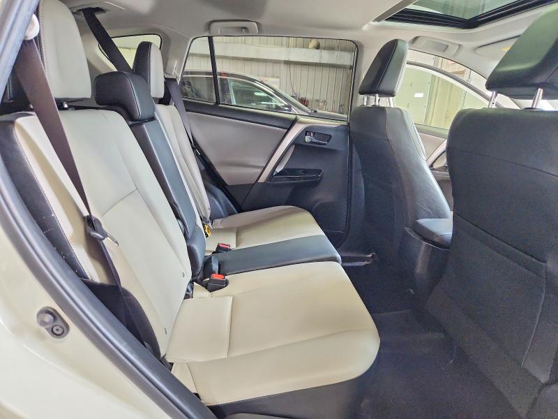 Продажа на аукционе авто 2018 Toyota Rav4, vin: JTMDFREV1JJ231901, номер лота: 61479376