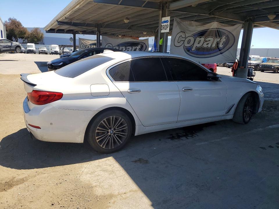 2017 Bmw 530 მანქანა იყიდება აუქციონზე, vin: WBAJA5C32HG896693, აუქციონის ნომერი: 60684156