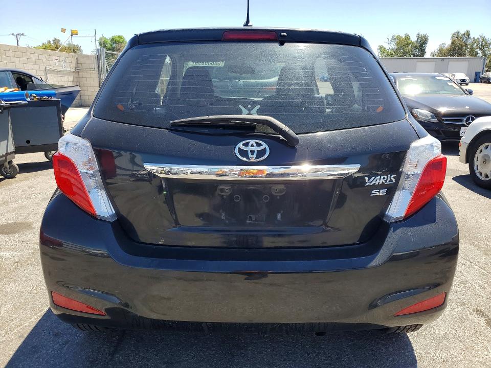 60640896 :رقم المزاد ، JTDJTUD32CD505266 vin ، 2012 Toyota Yaris مزاد بيع