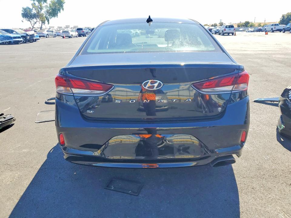 Продаж на аукціоні авто 2018 Hyundai Sonata, vin: 5NPE24AFXJH676549, номер лоту: 61201226
