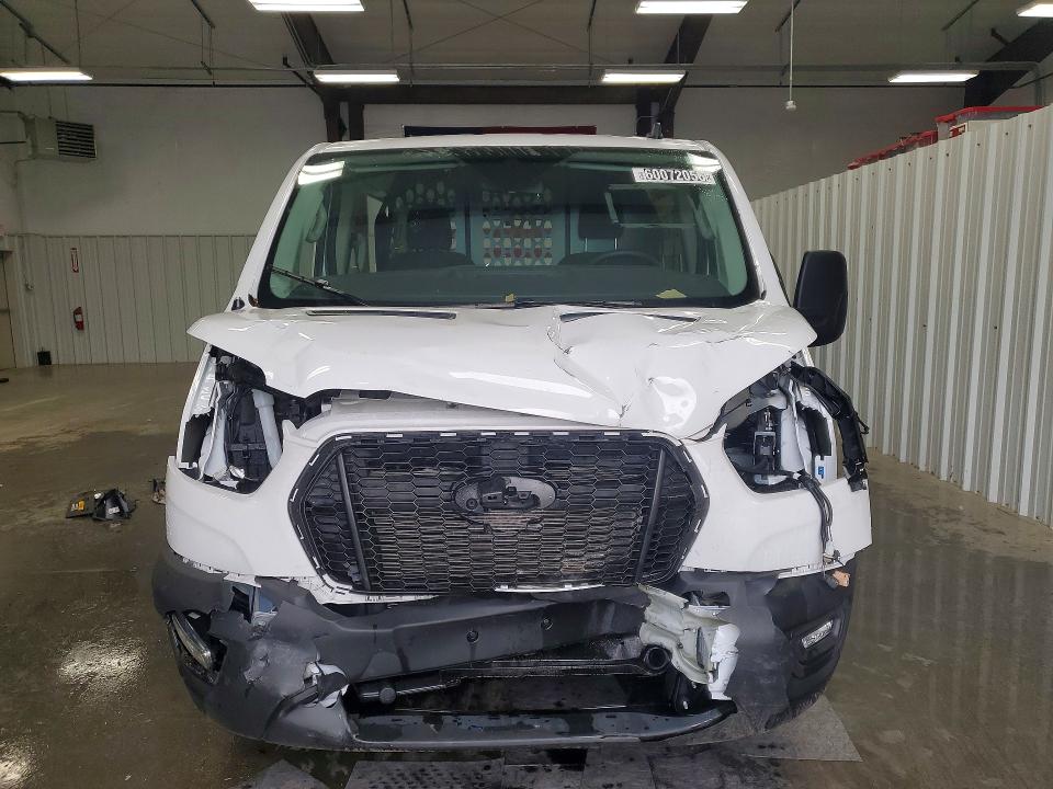 60072056 :رقم المزاد ، 1FTBR1Y89SKA55830 vin ، 2025 Ford Transit مزاد بيع