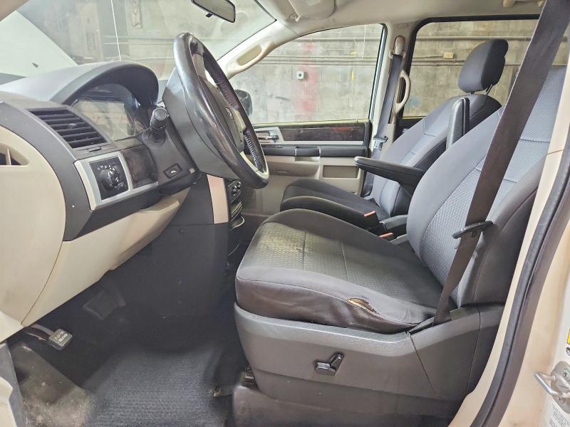 2010 Dodge Grand Caravan მანქანა იყიდება აუქციონზე, vin: 2D4RN5D19AR396481, აუქციონის ნომერი: 61501776