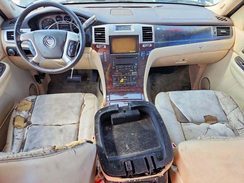 61736496 :رقم المزاد ، 1GYEC63818R105150 vin ، 2008 Cadillac Escalade مزاد بيع