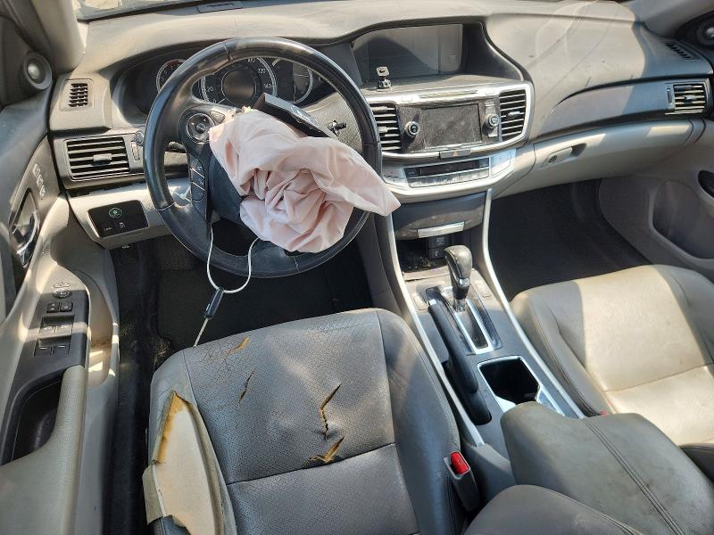 62347456 :رقم المزاد ، 1HGCR2F88FA126834 vin ، 2015 Honda Accord مزاد بيع