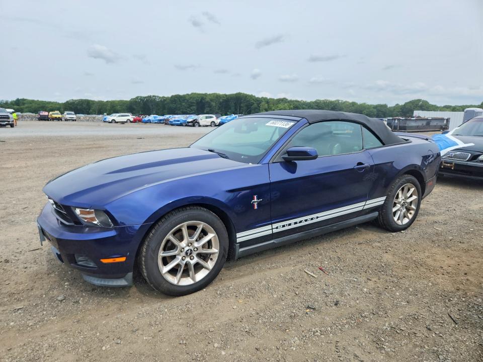 60271136 :رقم المزاد ، 1ZVBP8EM9B5102768 vin ، 2011 Ford Mustang مزاد بيع