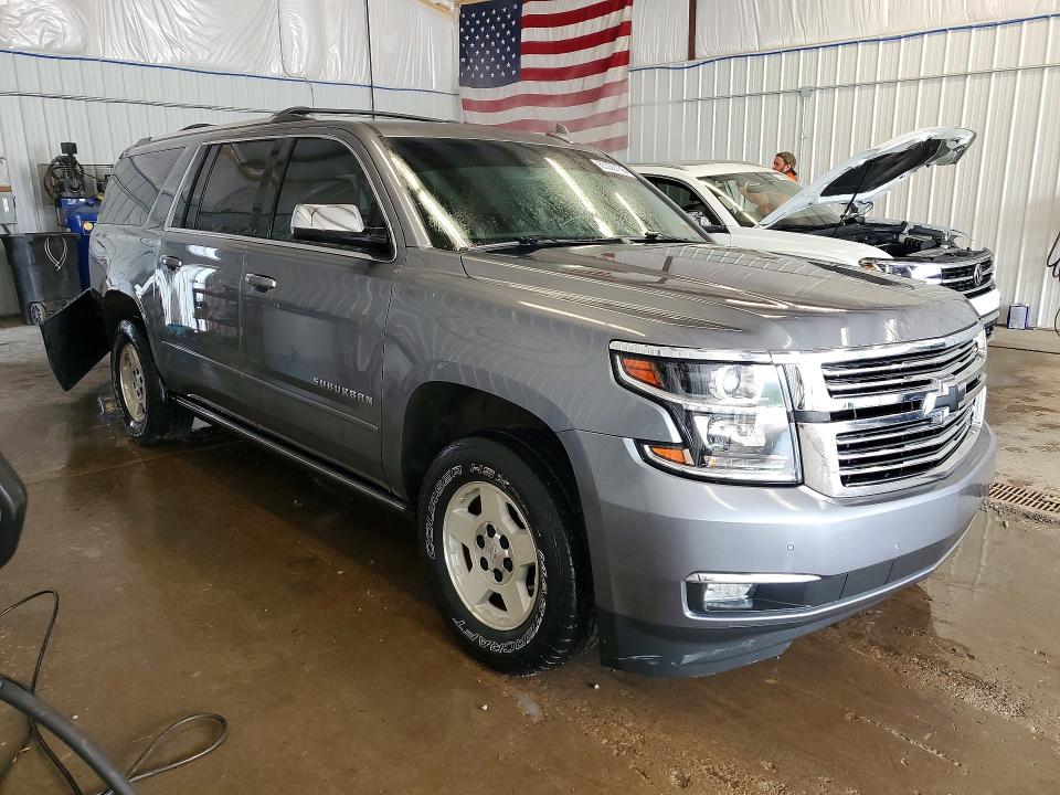 2019 Chevrolet Suburban მანქანა იყიდება აუქციონზე, vin: 1GNSKJKJ0KR306880, აუქციონის ნომერი: 60222166