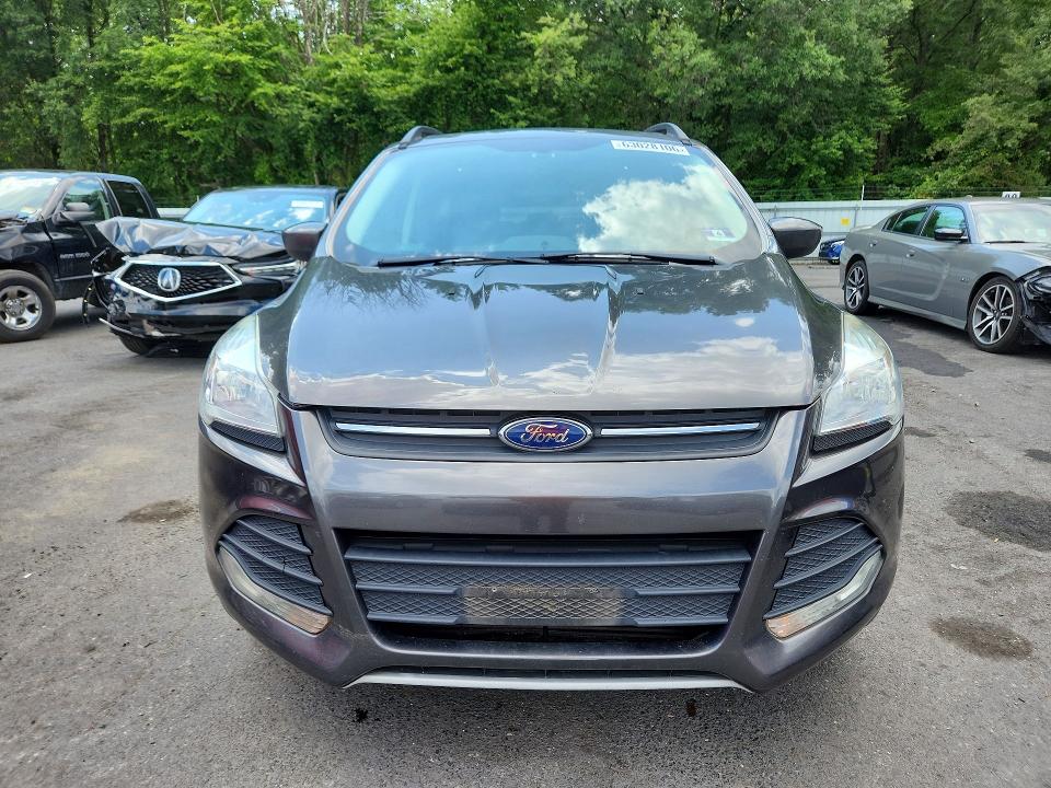 2015 Ford Escape მანქანა იყიდება აუქციონზე, vin: 1FMCU9G93FUB22844, აუქციონის ნომერი: 63028106