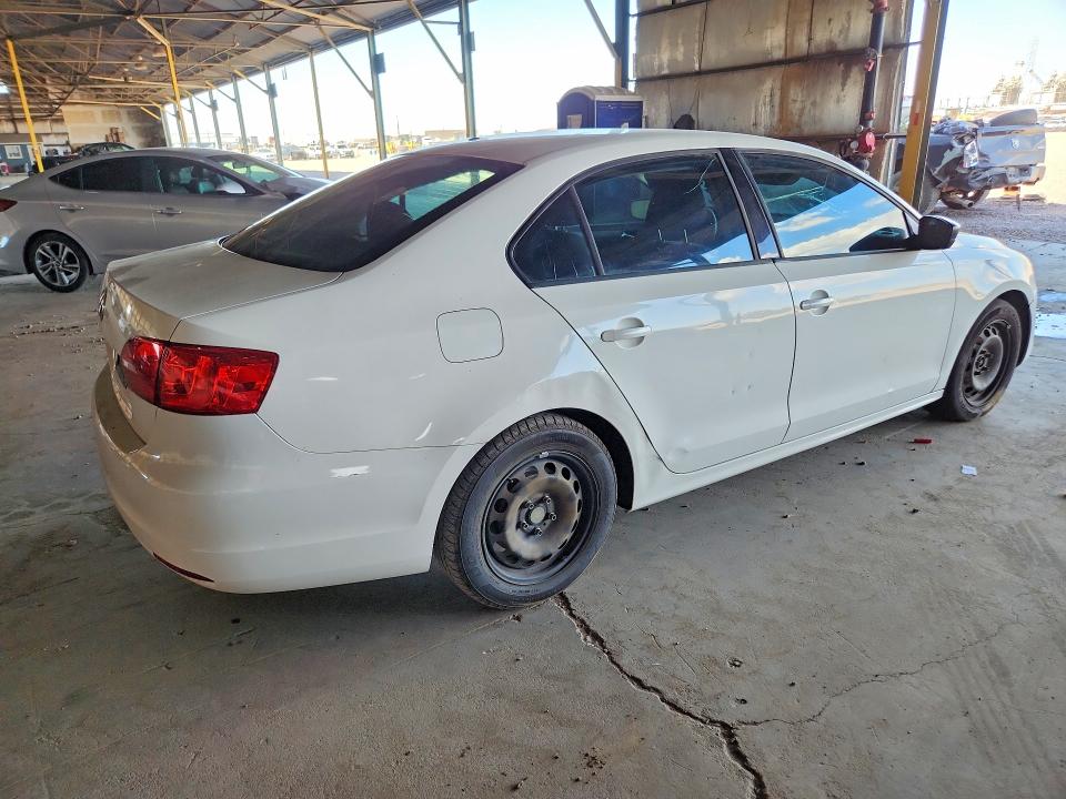 63300126 :رقم المزاد ، 3VW2K7AJ5BM391081 vin ، 2011 Volkswagen Jetta مزاد بيع