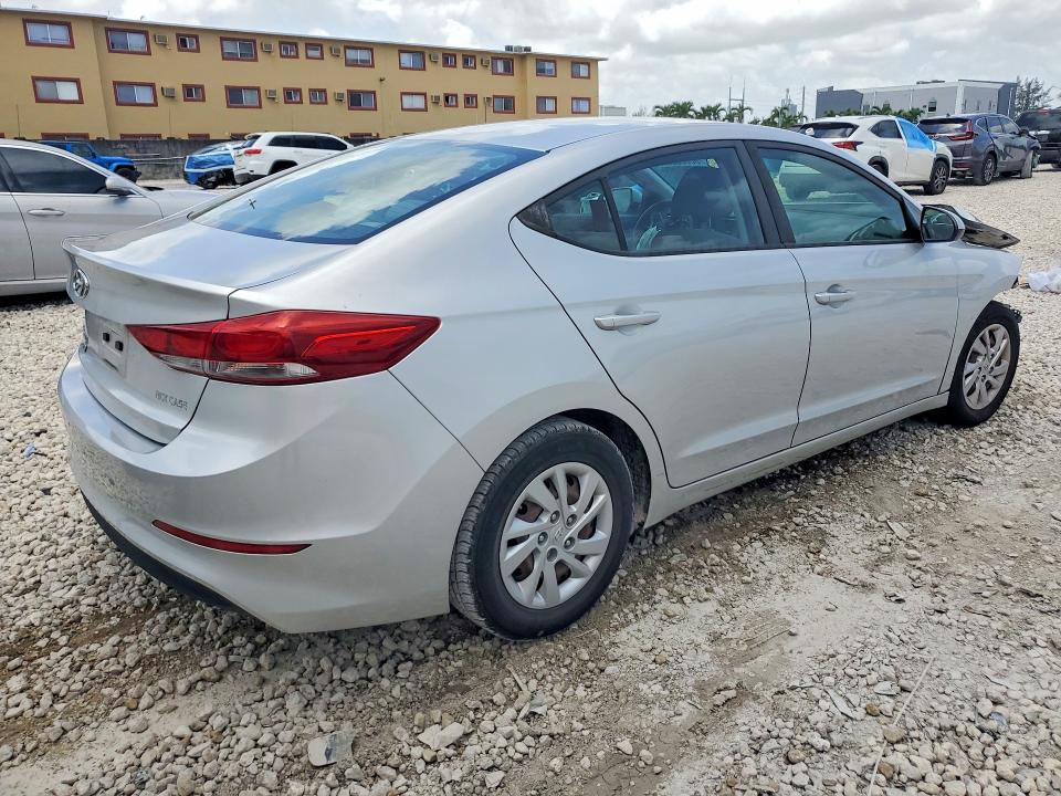 Продажа на аукционе авто 2018 Hyundai Elantra, vin: 5NPD74LF9JH276640, номер лота: 60863826
