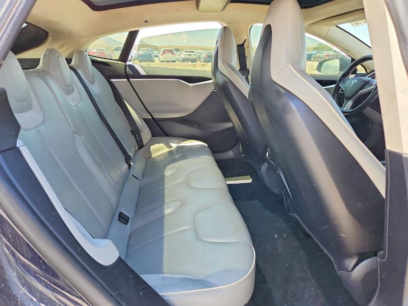 2013 Tesla Model S მანქანა იყიდება აუქციონზე, vin: 5YJSA1DP1DFP06274, აუქციონის ნომერი: 62514916