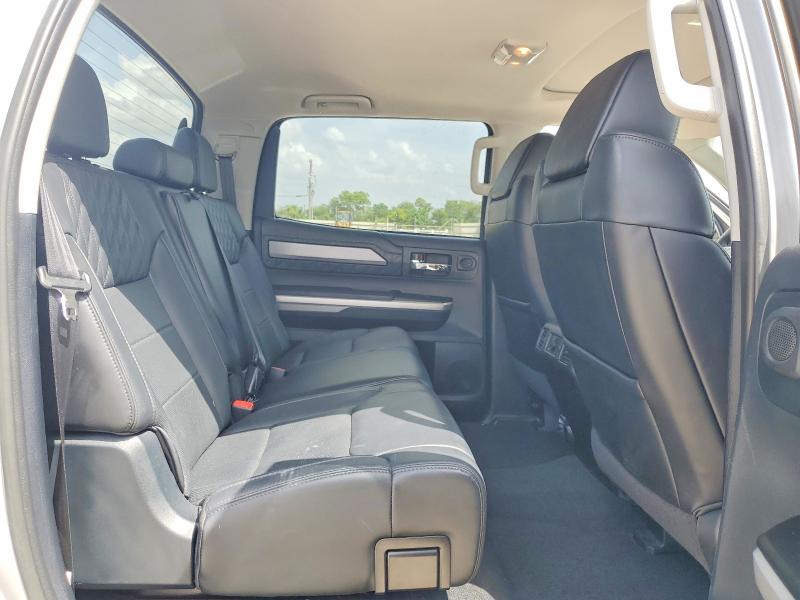 61776546 :رقم المزاد ، 5TFGY5F15FX190026 vin ، 2015 Toyota Tundra مزاد بيع