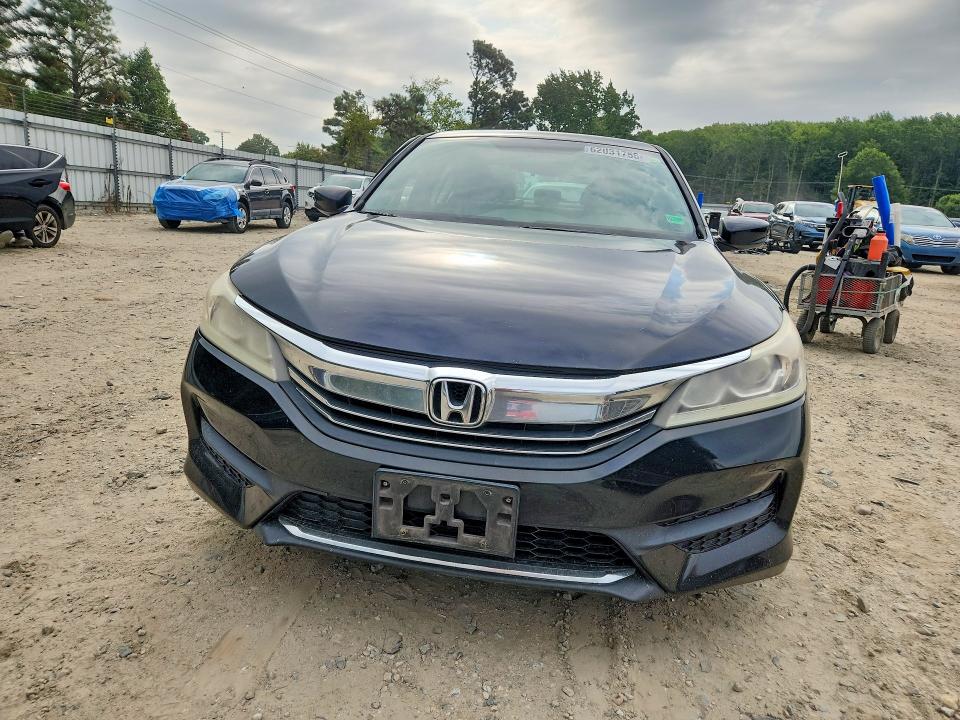 Продажа на аукционе авто 2017 Honda Accord, vin: 1HGCR2F31HA299554, номер лота: 62031756