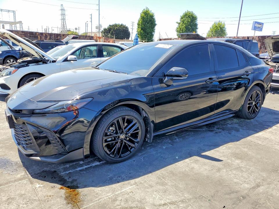 Продажа на аукционе авто 2025 Toyota Camry, vin: 4T1DAACK4SU580815, номер лота: 62273376