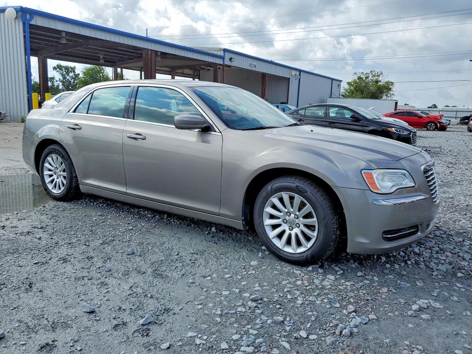 Продажа на аукционе авто 2014 Chrysler 300, vin: 2C3CCAAG3EH193774, номер лота: 62233526