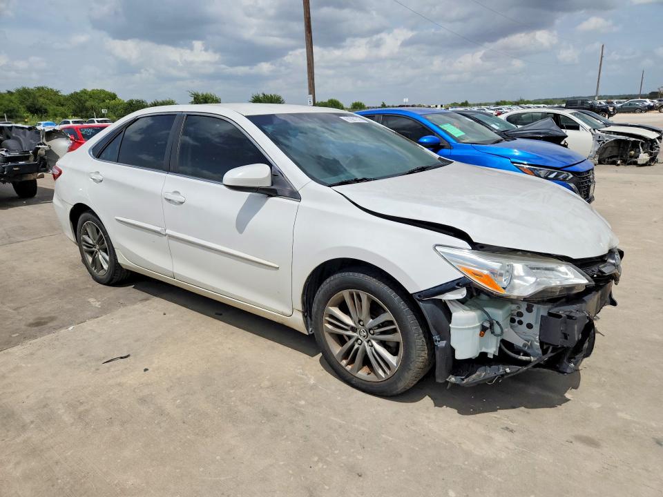 Продаж на аукціоні авто 2015 Toyota Camry, vin: 4T1BF1FK6FU006811, номер лоту: 61061316