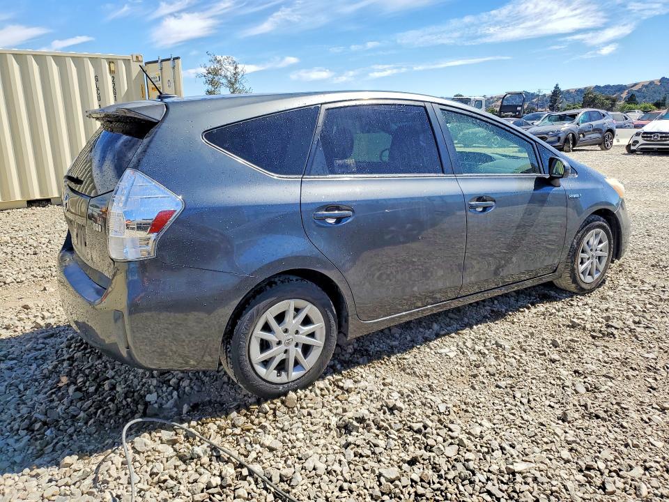 2013 Toyota Prius V მანქანა იყიდება აუქციონზე, vin: JTDZN3EU8D3263427, აუქციონის ნომერი: 60212846