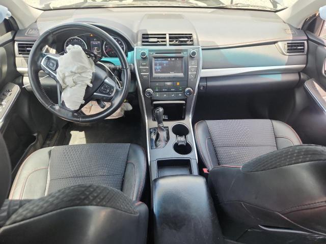 61238326 :رقم المزاد ، 4T1BF1FK4FU985101 vin ، 2015 Toyota Camry مزاد بيع