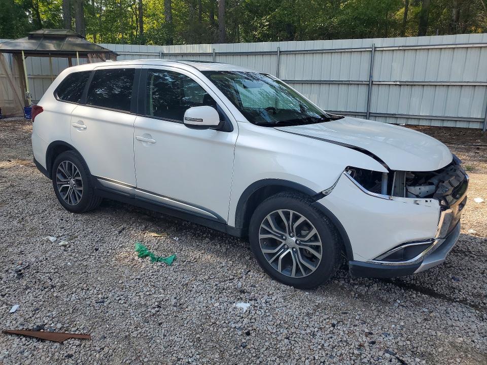 62520246 :رقم المزاد ، JA4AD3A33HZ024006 vin ، 2017 Mitsubishi Outlander مزاد بيع