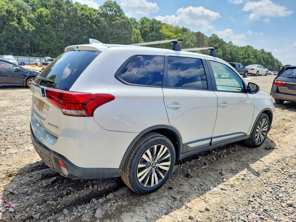 Продажа на аукционе авто 2019 Mitsubishi Outlander, vin: JA4AD2A39KZ025839, номер лота: 63349956