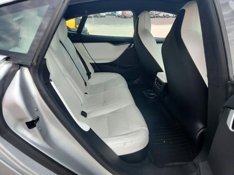 Продажа на аукционе авто 2018 Tesla Model S, vin: 5YJSA1E25JF268342, номер лота: 61919156