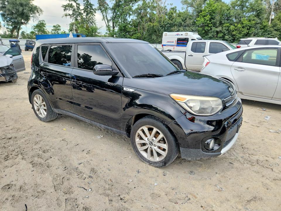 2017 Kia Soul მანქანა იყიდება აუქციონზე, vin: KNDJP3A56H7498509, აუქციონის ნომერი: 59907886