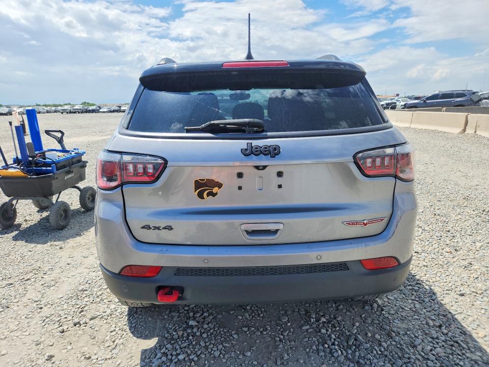 62303796 :رقم المزاد ، 3C4NJDDB2KT790395 vin ، 2019 Jeep Compass مزاد بيع