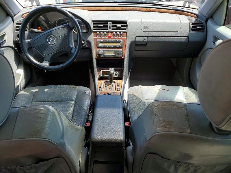 2000 Mercedes-benz C მანქანა იყიდება აუქციონზე, vin: WDBHA29G2YA820015, აუქციონის ნომერი: 59114276