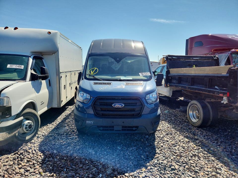 61804596 :رقم المزاد ، 1FTBR3X80LKB28002 vin ، 2020 Ford Transit مزاد بيع