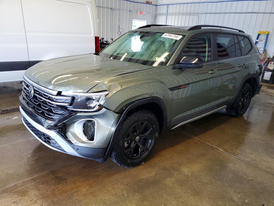 62882266 :رقم المزاد ، 1V2CR2CA8RC615103 vin ، 2024 Volkswagen Atlas مزاد بيع