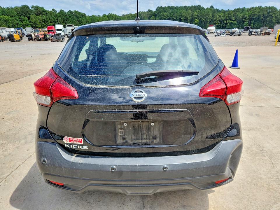 62135696 :رقم المزاد ، 3N1CP5BV1LL520152 vin ، 2020 Nissan Kicks مزاد بيع