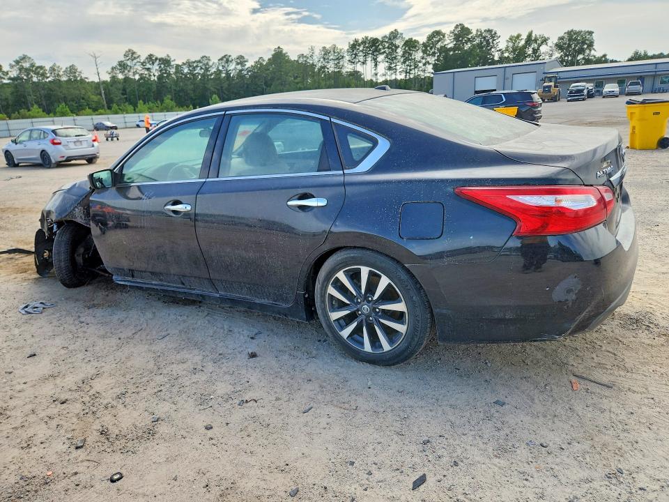 62119376 :رقم المزاد ، 1N4AL3AP1HC155598 vin ، 2017 Nissan Altima مزاد بيع